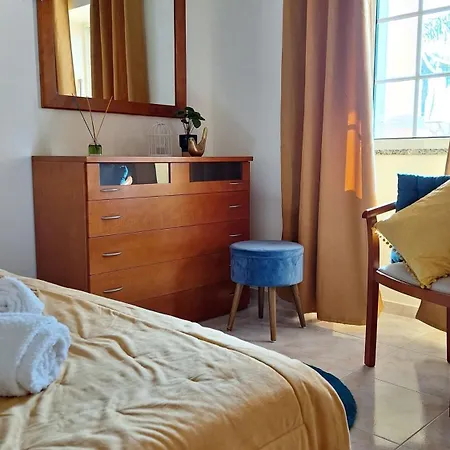 Casa Laranjal Apartment