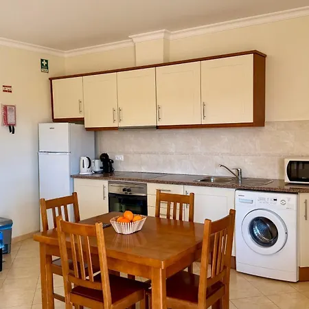 Casa Laranjal Apartment