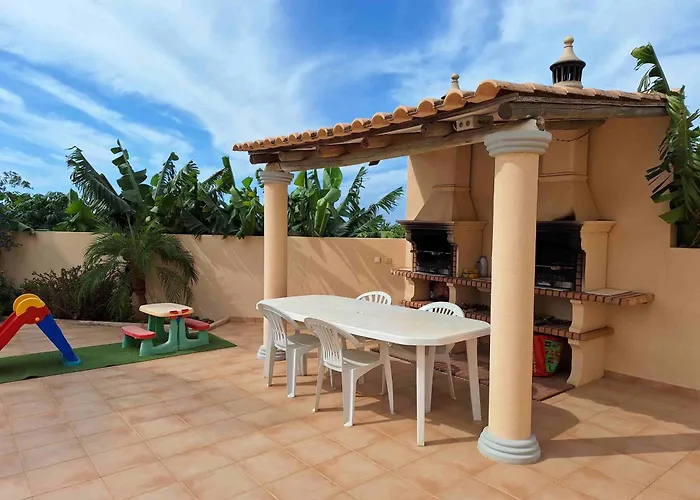 Апартаменти Casa Laranjal *