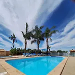 Casa Laranjal البوفيرا